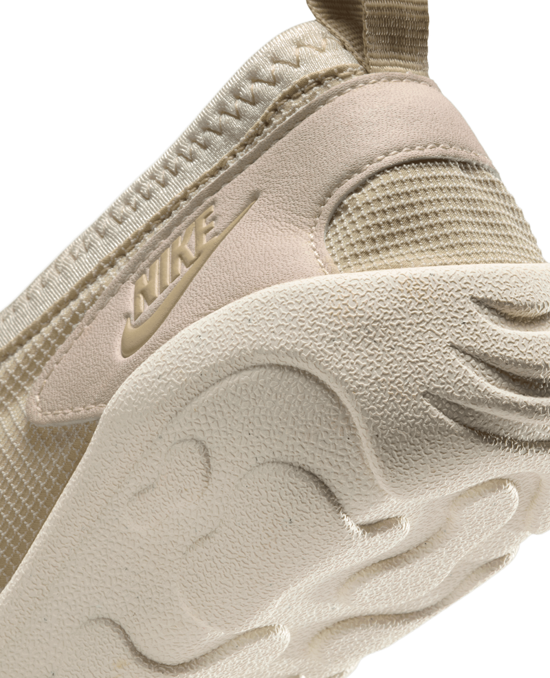 Nike WMNS Aqua Turf (LT Orewood BFN/Desert Khaki)