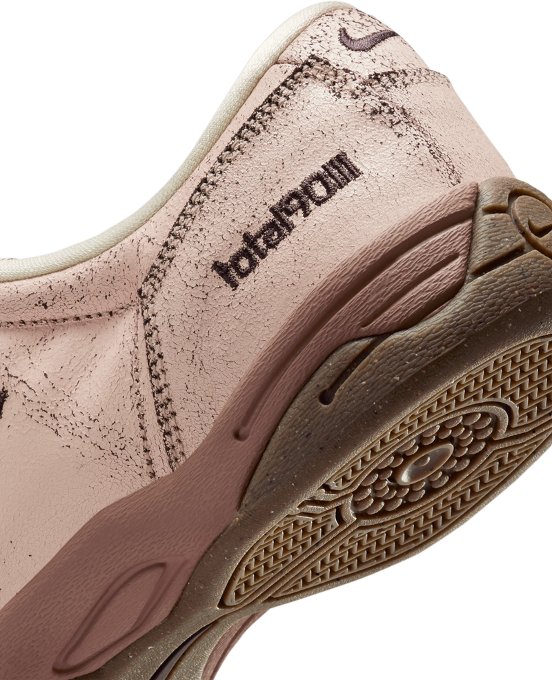 Nike Total PRM (Pearl White/Shadow Brown-Pearl White-Gum DK Brown) Nike