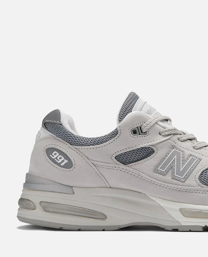 New Balance Made in UK U991v2 (Nimbus Cloud)